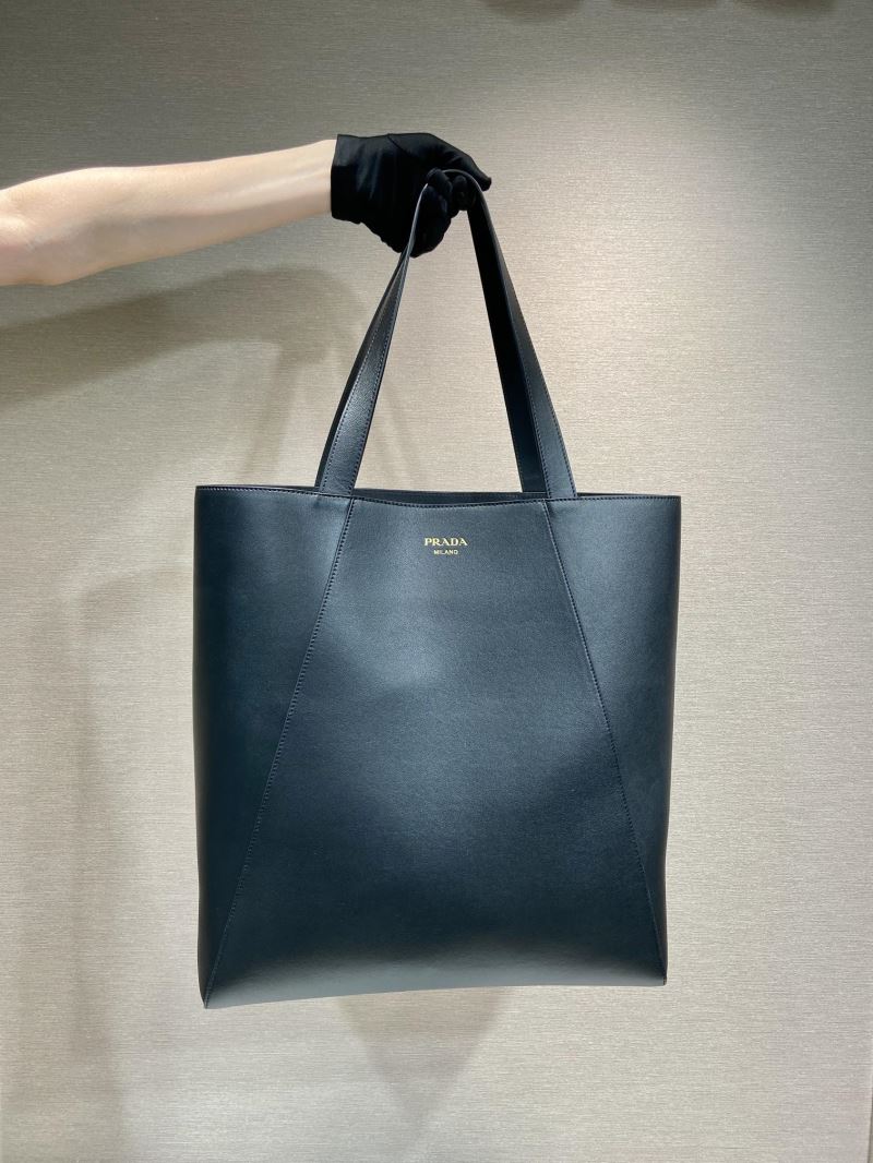 Pra*a tote bags